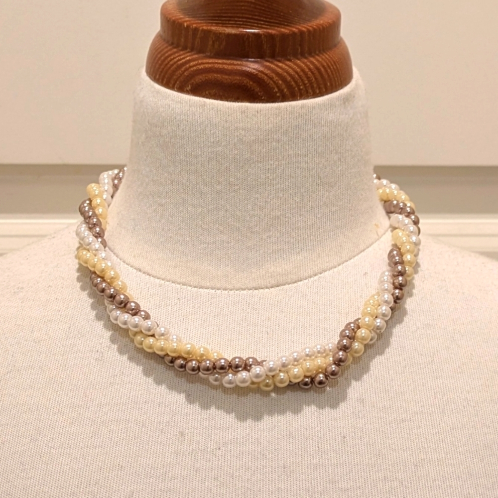 3/$30 90s Three Strand Twist Faux Pearl Adjustable Length Choker Necklace